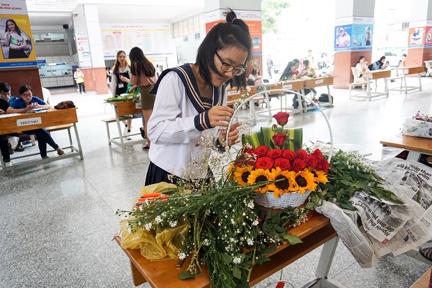 Rộn ràng cuộc thi “Cắm hoa nghệ thuật Ikebana” kỷ niệm ngày Nhà giáo Việt Nam 20/11 54