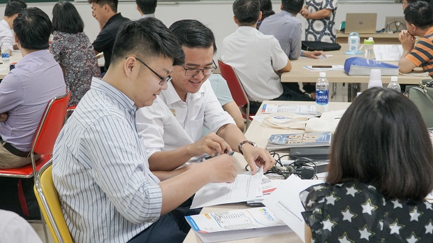 HUTECH lecturers join seminar to train in “Project Design” subject 56