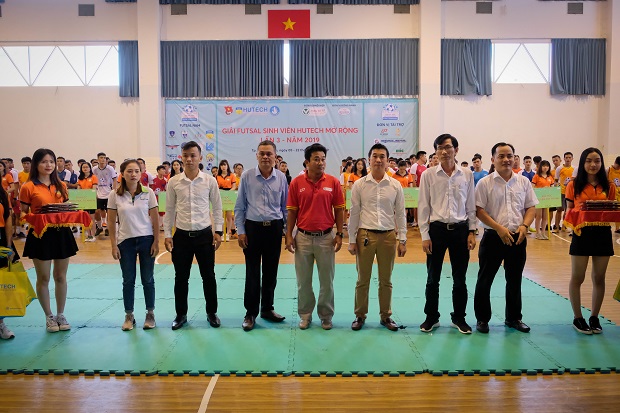 16 trường Đại học chính thức tranh tài tại Futsal Sinh viên HUTECH mở rộng 2019 69