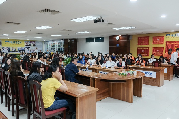 CLB Việt Nam học chính thức ra mắt các bạn sinh viên yêu mến văn hóa Việt 10
