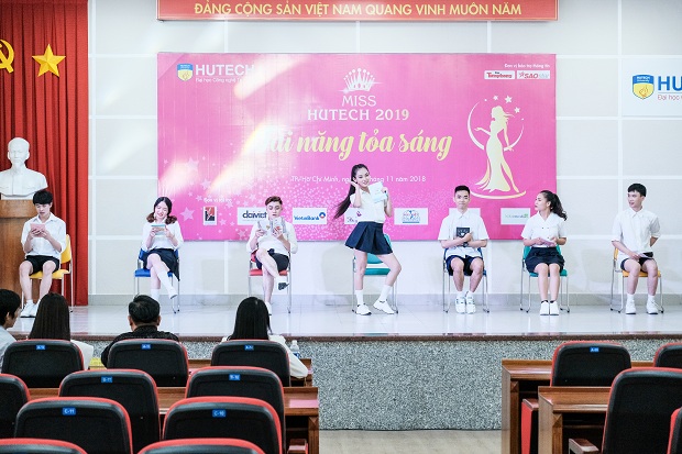 Loạt bất ngờ thú vị của TOP 40 Miss HUTECH tại phần thi “Tài năng tỏa sáng” 30