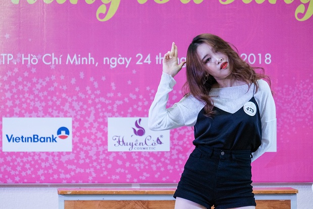 Loạt bất ngờ thú vị của TOP 40 Miss HUTECH tại phần thi “Tài năng tỏa sáng” 36