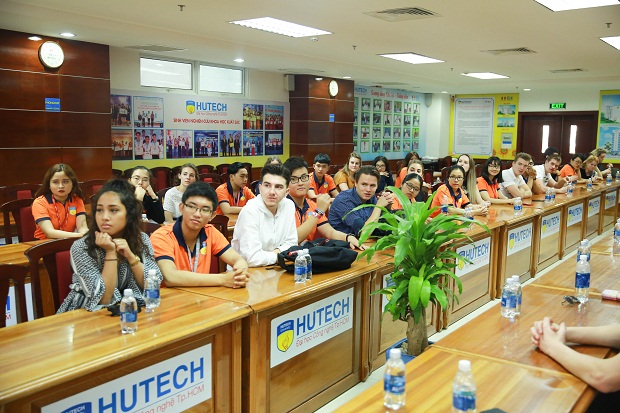 HUTECH Institute of International Education welcomes Dutch students to visit 59