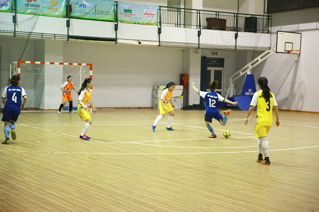 Đội tuyển Futsal nữ HUTECH gây ấn tượng với chiến thắng 3 – 0 103