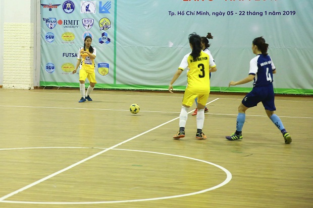 Đội tuyển Futsal nữ HUTECH gây ấn tượng với chiến thắng 3 – 0 121