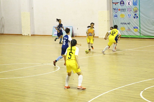 Đội tuyển Futsal nữ HUTECH gây ấn tượng với chiến thắng 3 – 0 144
