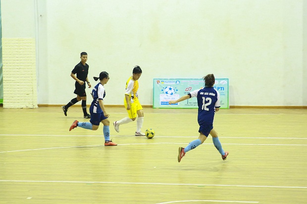 Đội tuyển Futsal nữ HUTECH gây ấn tượng với chiến thắng 3 – 0 141