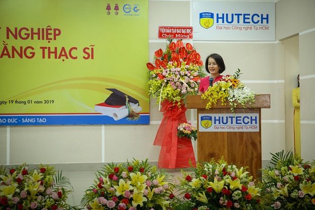 HUTECH trang trọng tổ chức Lễ tốt nghiệp và trao bằng Thạc sĩ 21