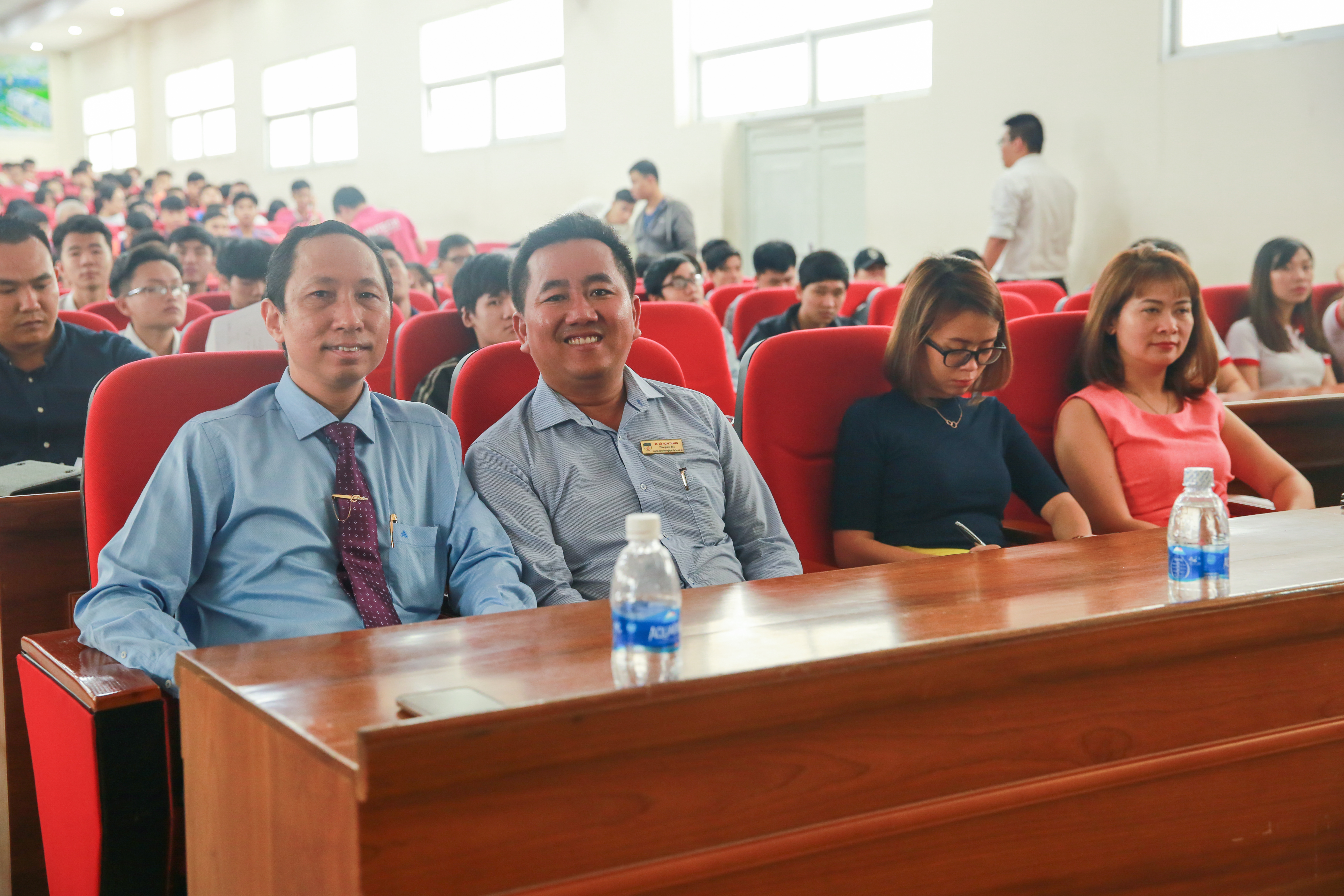 Hơn 500 sinh viên kết nối doanh nghiệp trong Hội thảo về khởi nghiệp trong kỷ nguyên số 8