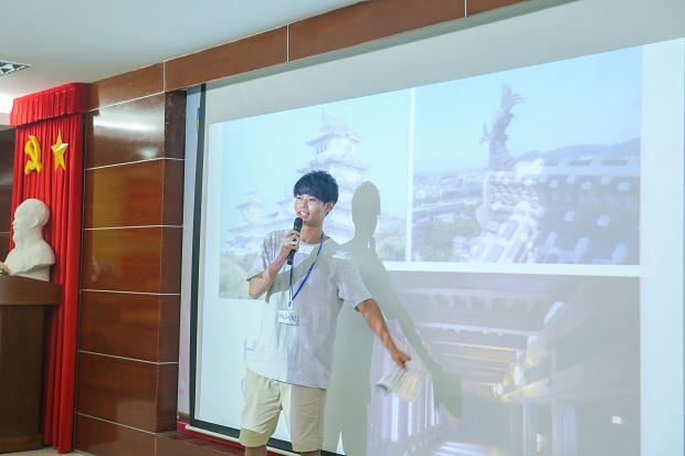 Sinh viên ĐH Josai (Nhật Bản) đến HUTECH tìm hiểu văn hóa Việt Nam 33