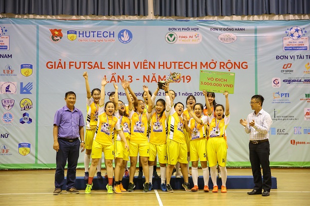 HUTECH và “cú đúp” vô địch ấn tượng tại Futsal sinh viên HUTECH mở rộng 2019 77
