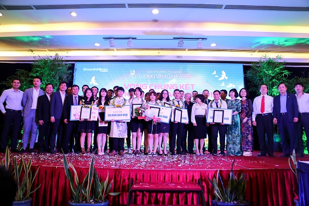 HUTECH giành cú đúp Giải thưởng Tài năng Lương Văn Can 2018 94