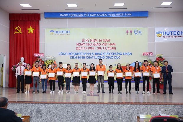 HUTECH kỷ niệm ngày Nhà giáo Việt Nam và nhận Chứng nhận đạt chuẩn kiểm định chất lượng giáo dục 134