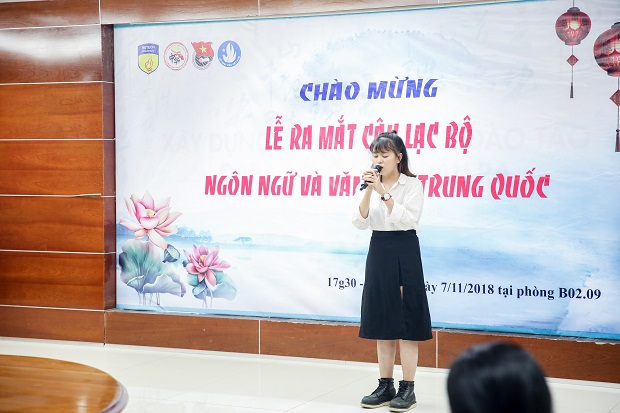 CLB Ngôn ngữ và Văn hóa Trung Quốc chính thức ra mắt sinh viên HUTECH 49