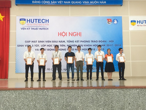 Nhiều thành tích đáng tự hào tại Hội nghị tổng kết các phong trào thi đua của Viện Kỹ thuật HUTECH 24