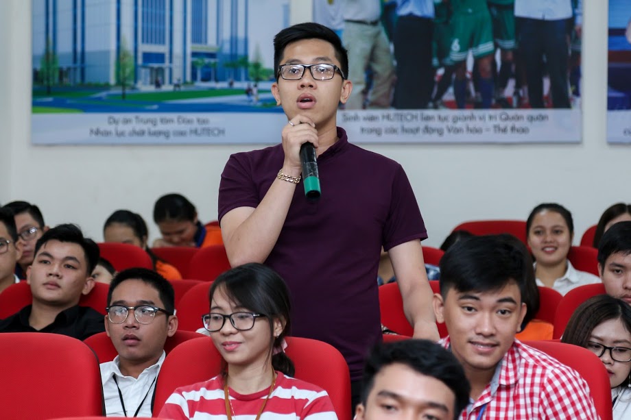 HUTECH gặp gỡ sinh viên tiêu biểu Học kỳ II, năm học 2017-2018 từ 29/10 40