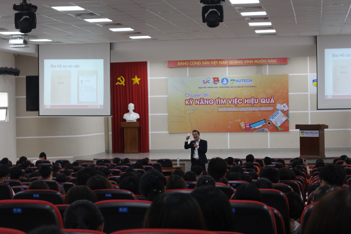 Sinh viên Hutech chinh phục tìm việc hiệu quả 18