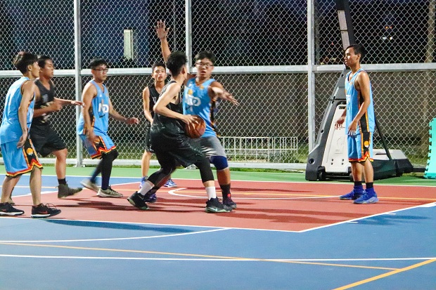 West Team vô địch môn Bóng rổ Giải thể thao Chào Tân Sinh viên năm học 2018 - 2019 19