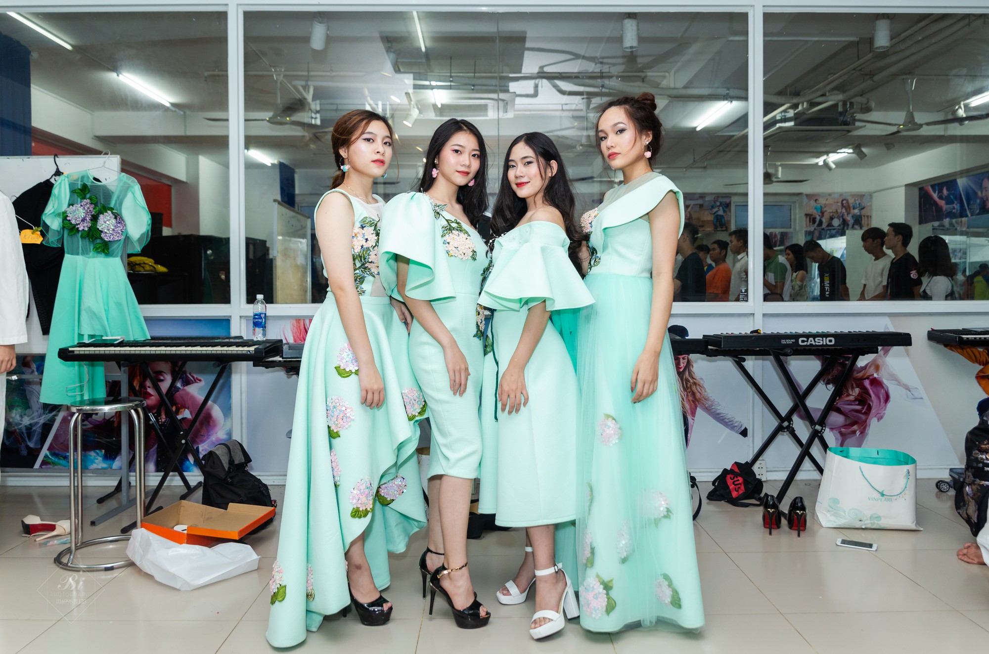 CLB người mẫu toàn gái xinh, trai 6 múi ở TPHCM 228