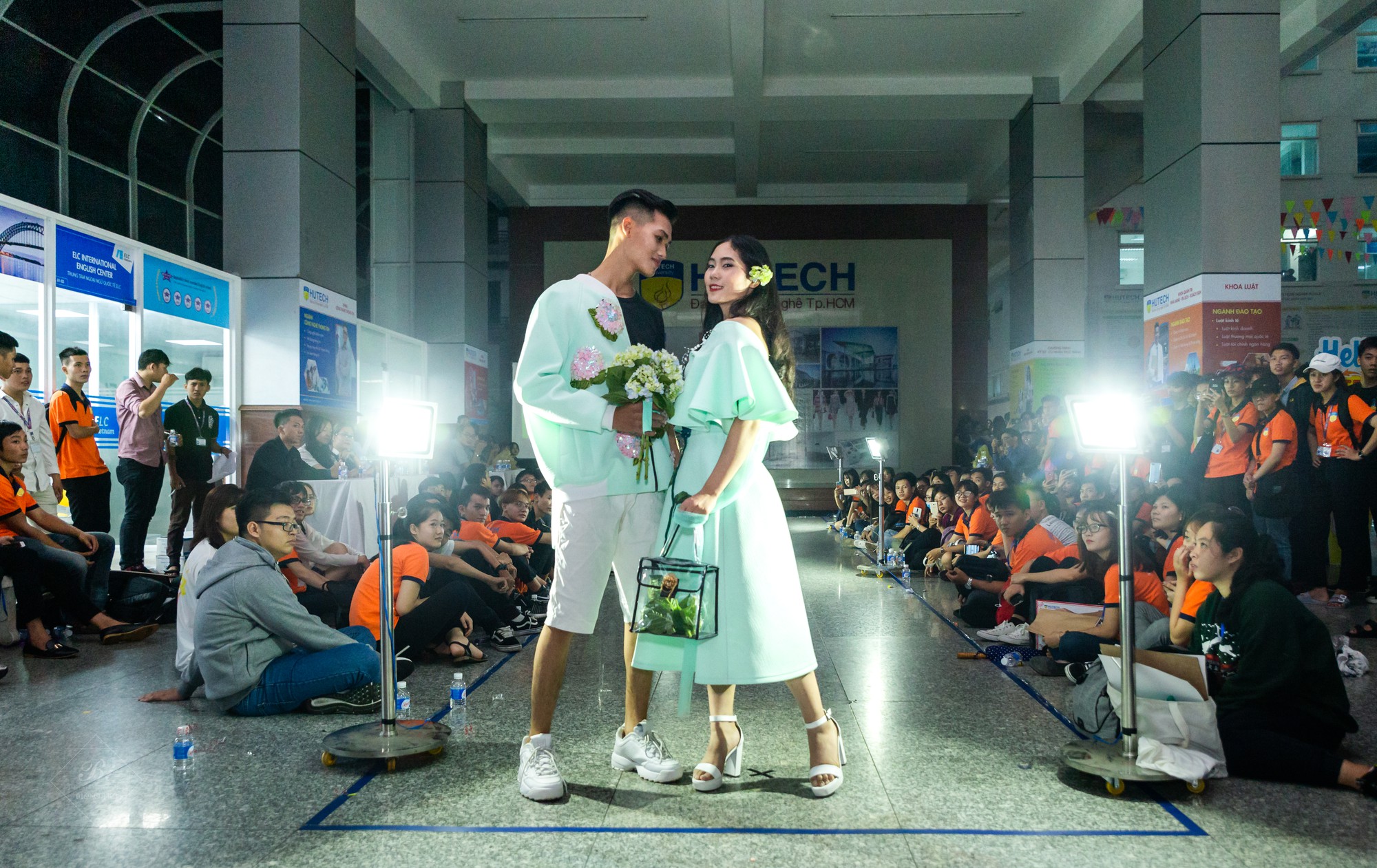 CLB người mẫu toàn gái xinh, trai 6 múi ở TPHCM 231