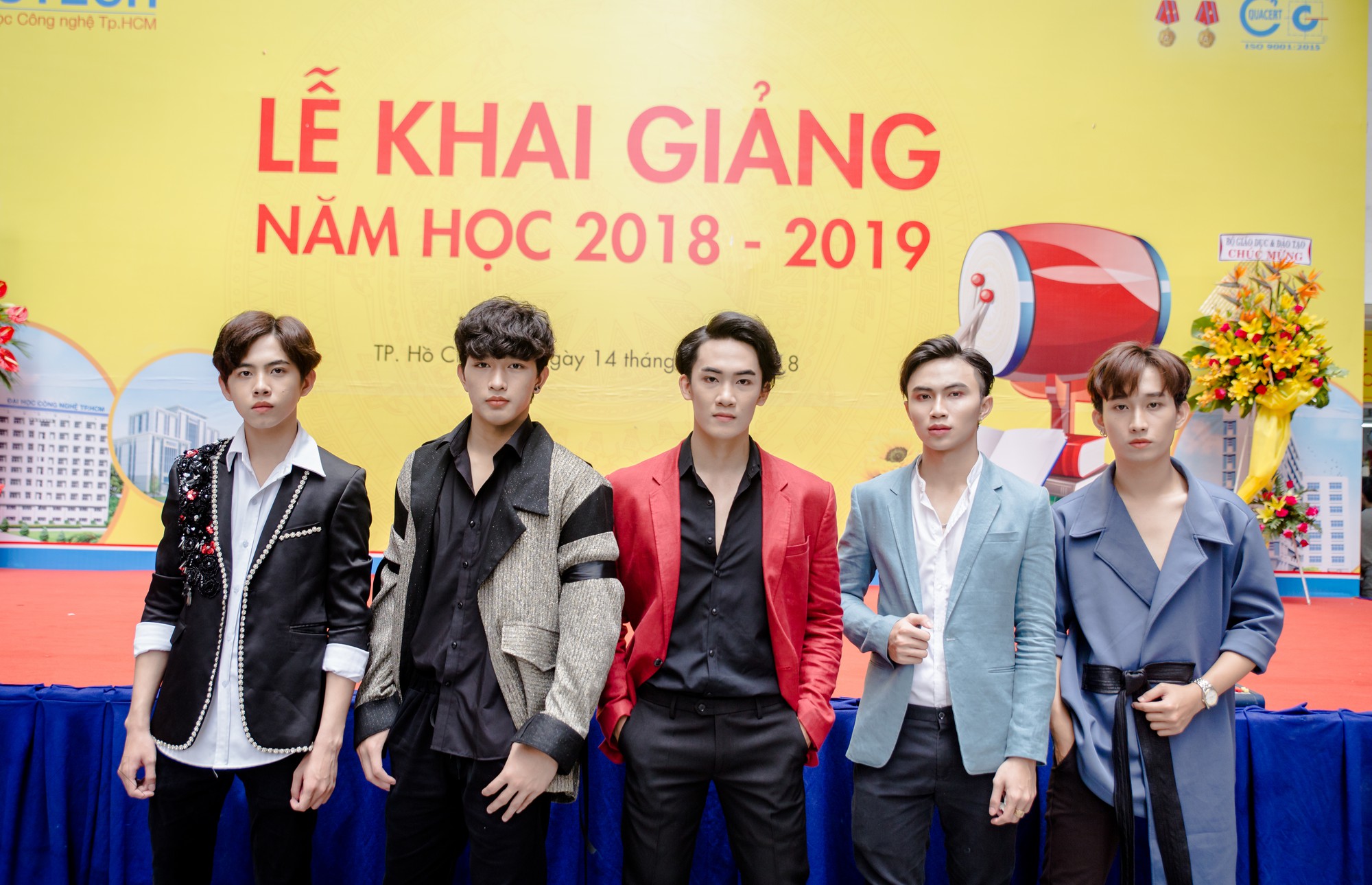 CLB người mẫu toàn gái xinh, trai 6 múi ở TPHCM 234