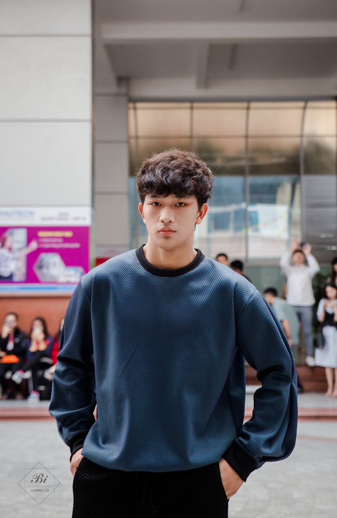 CLB người mẫu toàn gái xinh, trai 6 múi ở TPHCM 214