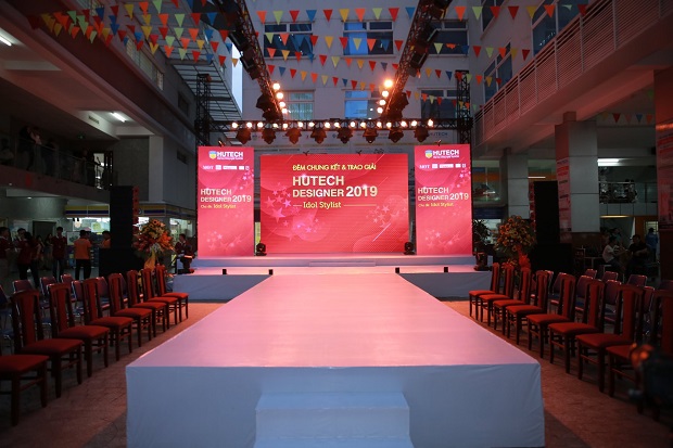 Gala Chung kết HUTECH Designer 2019 chính thức bắt đầu! 10