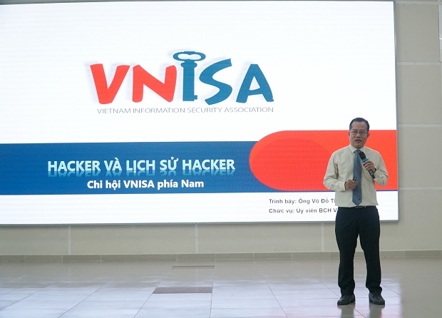 Uni-tour 2019 của VNISA đến với sinh viên Công nghệ thông tin HUTECH 54