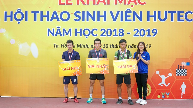 Hội thao sinh viên HUTECH 2019: Môn Điền kinh khép lại với 05 bộ huy chương được trao 121