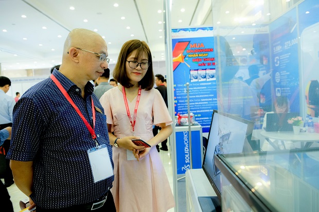 HUTECH gây ấn tượng tại Ngày hội triển lãm Công nghiệp và Sản xuất Việt Nam VIMF 2019 55