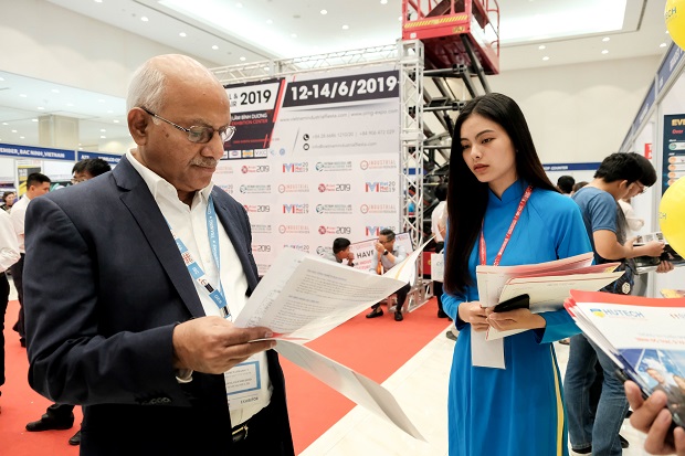 HUTECH gây ấn tượng tại Ngày hội triển lãm Công nghiệp và Sản xuất Việt Nam VIMF 2019 82