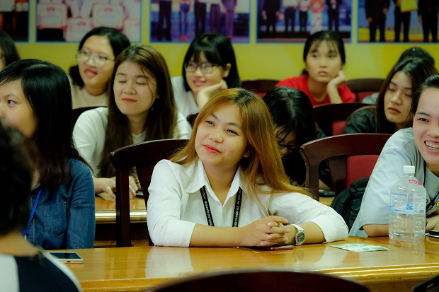 Sinh viên ngành Hàn Quốc học tìm hiểu “Kỹ năng giao tiếp tiếng Hàn” 30