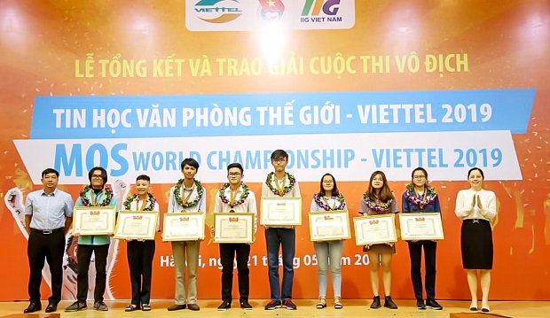 Sinh viên HUTECH thắng giải Ba cuộc thi Vô địch Tin học văn phòng Việt Nam 2019 20