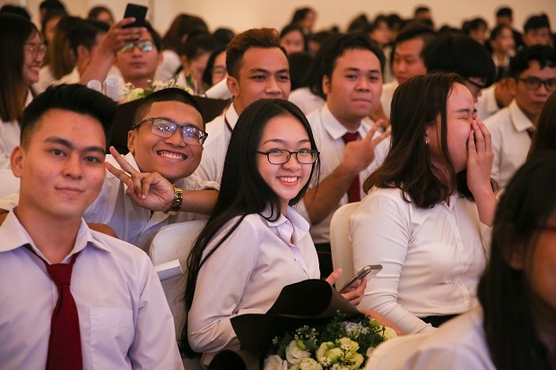 Hoc-ky-doanh-nghiep-hutech