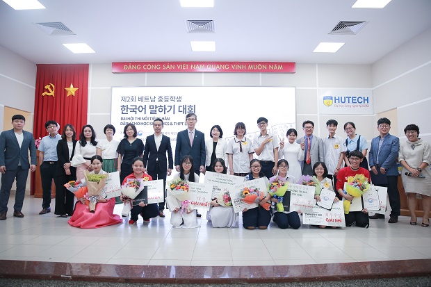 HUTECH đăng cai Vòng chung kết Đại hội thi nói tiếng Hàn dành cho học sinh 209