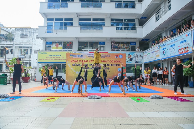 2019 HUTECH Student Sports Fest: VJIT wins cheerleading, Institute of Engineering crowned the leader of the medal board 69