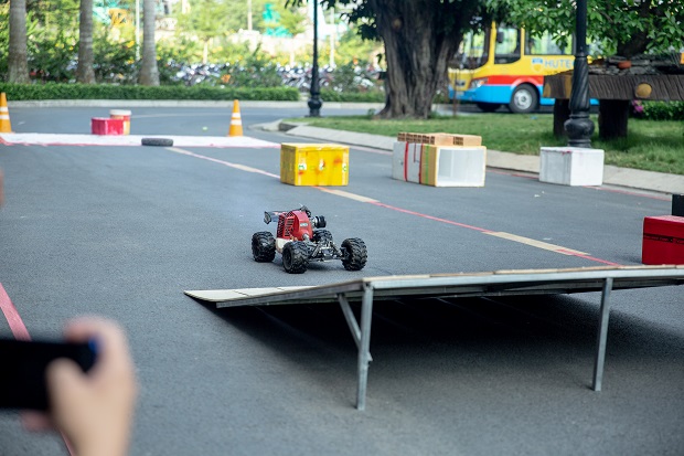 The dramatic speed track from the 2019 Racing HUTECH competition 73