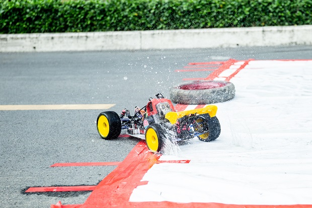 The dramatic speed track from the 2019 Racing HUTECH competition 76