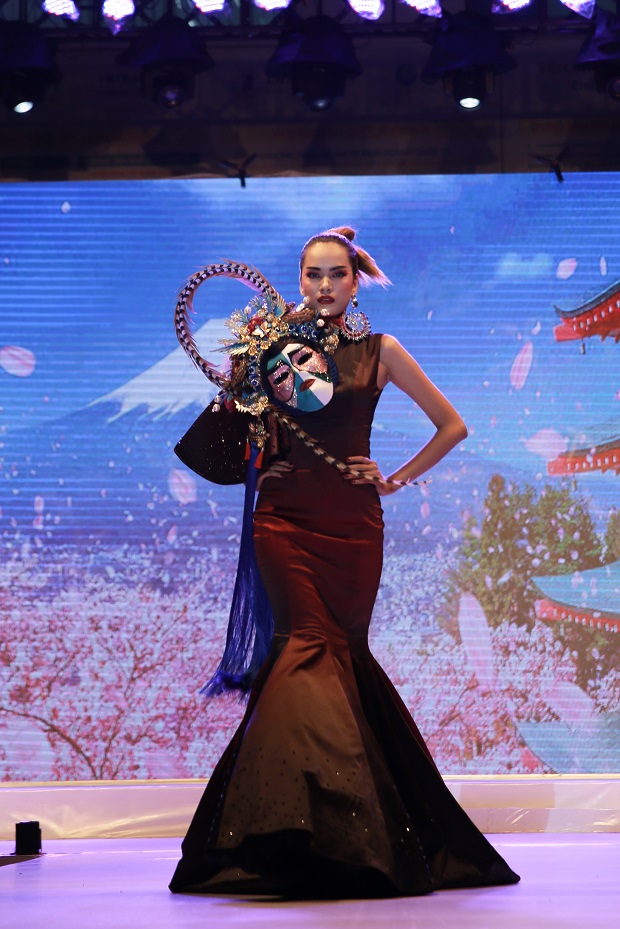 Sinh viên Đặng Thái Sơn giành giải Quán quân HUTECH Designer 2019 147