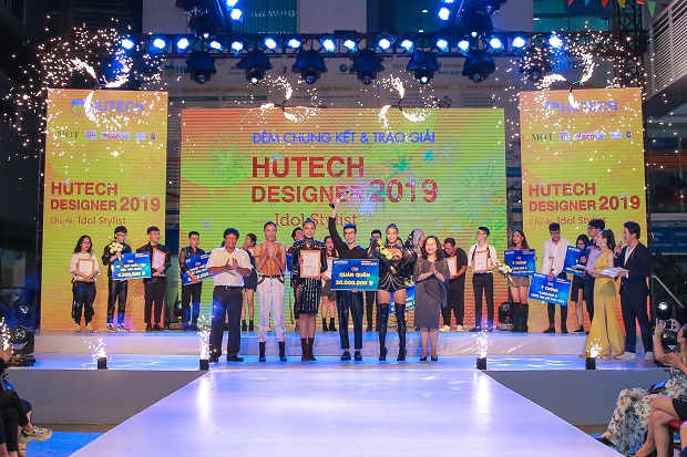 Contestant Dang Thai Son wins the first prize of HUTECH Designer 2019 305