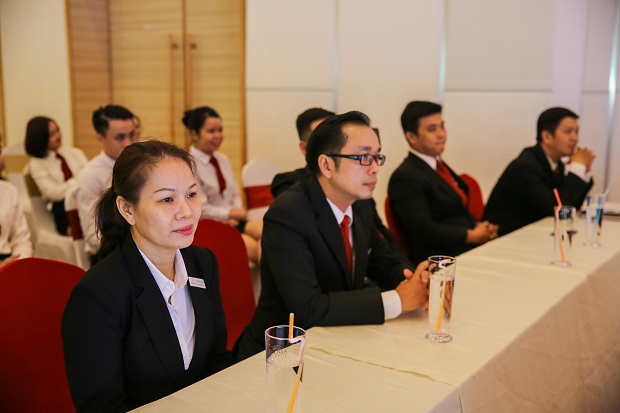 Dong Phuong Group highly evaluate HUTECH students 19