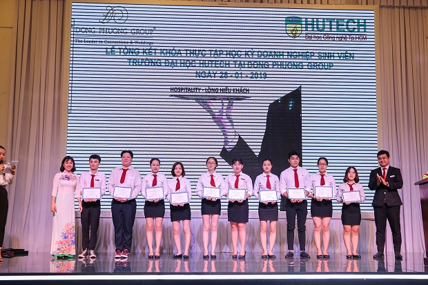 Dong Phuong Group highly evaluate HUTECH students 51