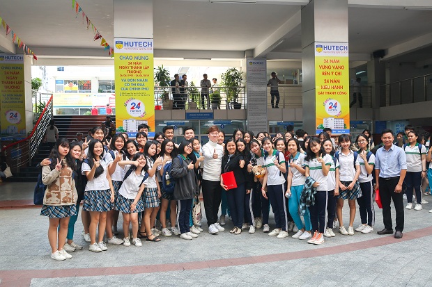 HUTECH chào mừng học sinh Trường THPT Lê Quý Đôn - Đồng Nai hào hứng đến tham quan 92