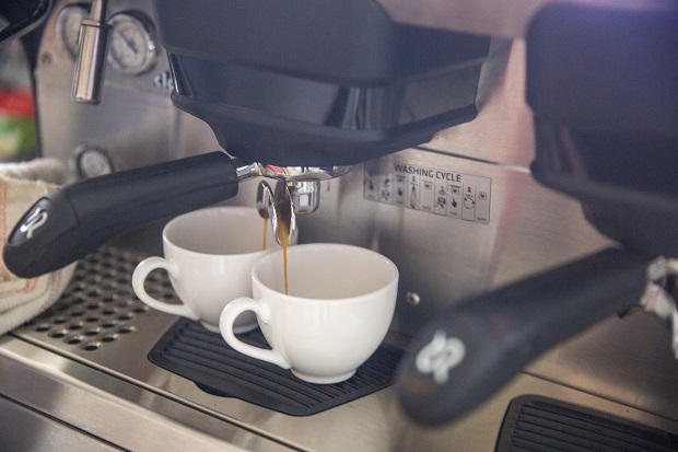 Thưởng thức cà phê “đúng chuẩn” cùng “Coffee Tasting” ngay tại HUTECH 90