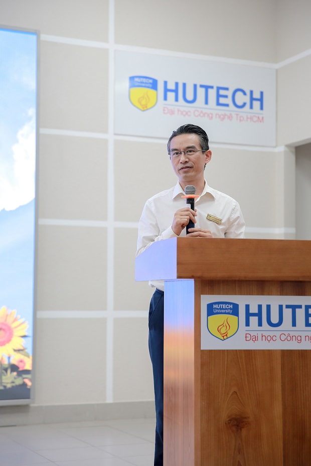 Hướng đến Giải thưởng Tài năng Lương Văn Can 2019: Hơn 500 sinh viên HUTECH giao lưu với doanh nhân 22