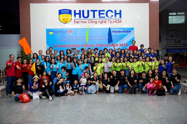 CB - GV - NV nữ HUTECH giao lưu kỷ niệm ngày 8/3 tại KDL Hương Phong - Hồ Cốc 12