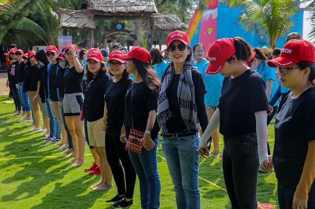 HUTECH celebrates International Women's Day 2019 at Huong Phong - Ho Coc Resort 38