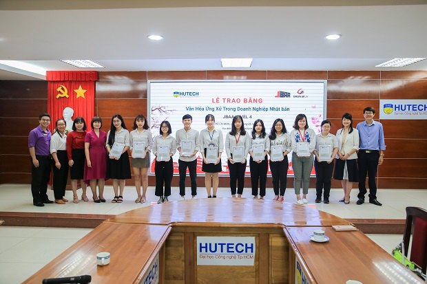 Tổng kết khóa "Văn hóa ứng xử trong doanh nghiệp Nhật Bản” của sinh viên HUTECH 62