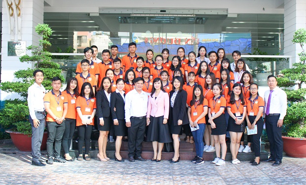 Sinh viên Luật kinh tế trải nghiệm môi trường làm việc tại Ngân hàng TMCP Kiên Long 4