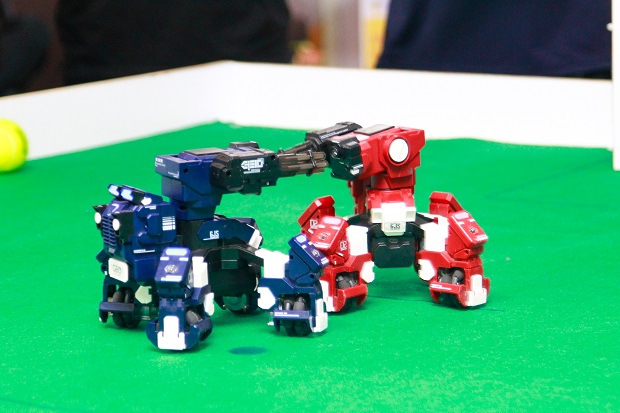 “HUTECH ROBO FIGHT 2019” - Sức hấp dẫn đến từ các chiến binh Robot 9